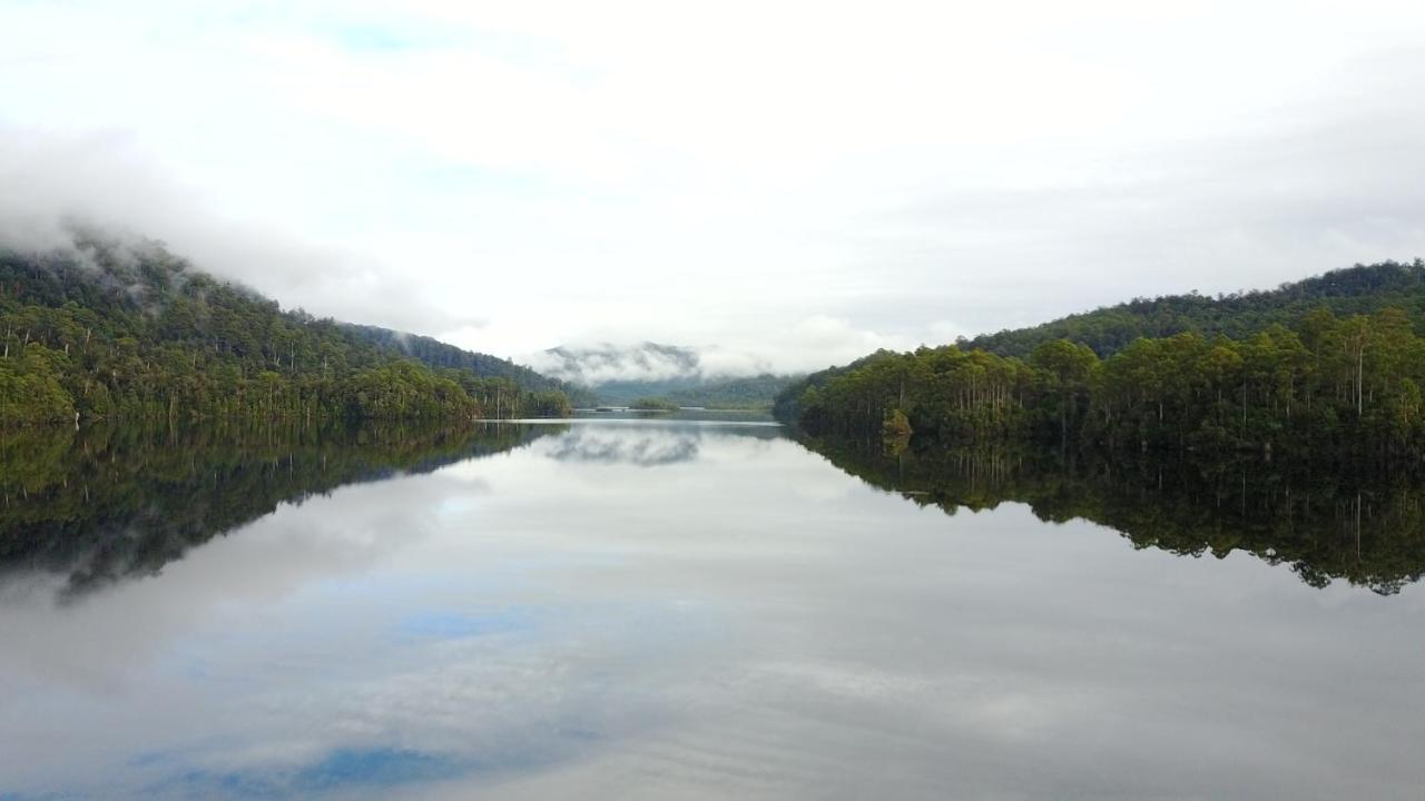 Tullah Lakeside Lodge Exteriér fotografie